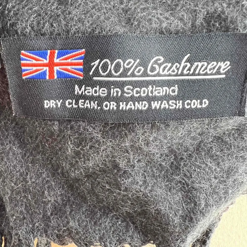 Cashmere Scarf Made in Scotland Dark Gray Fringed Ends Rectangle Unisex‎